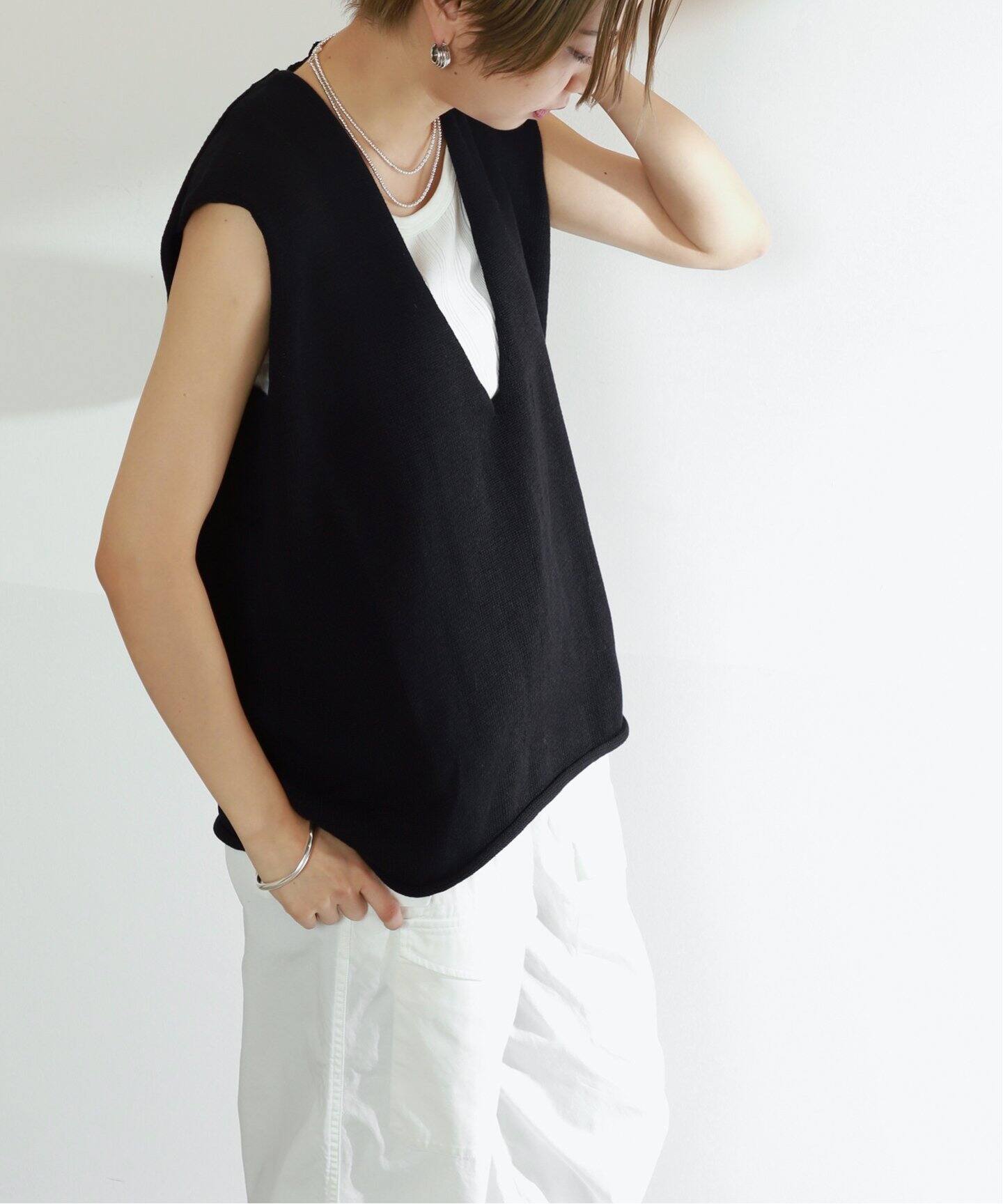 INSCRIRE/アンスクリア】Cotton V Neck No Sleeve Knit（ベスト 