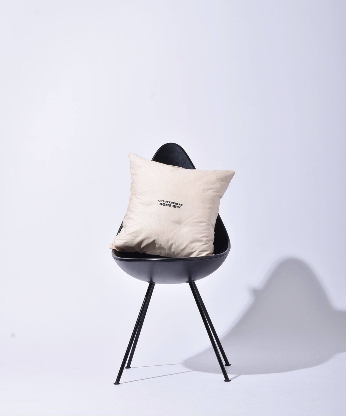 Klaus Haapaniemi クッションカバー RUNNING HARE Klaus Haapaniemi クッションカバー RUNNING HARE クッションカバー