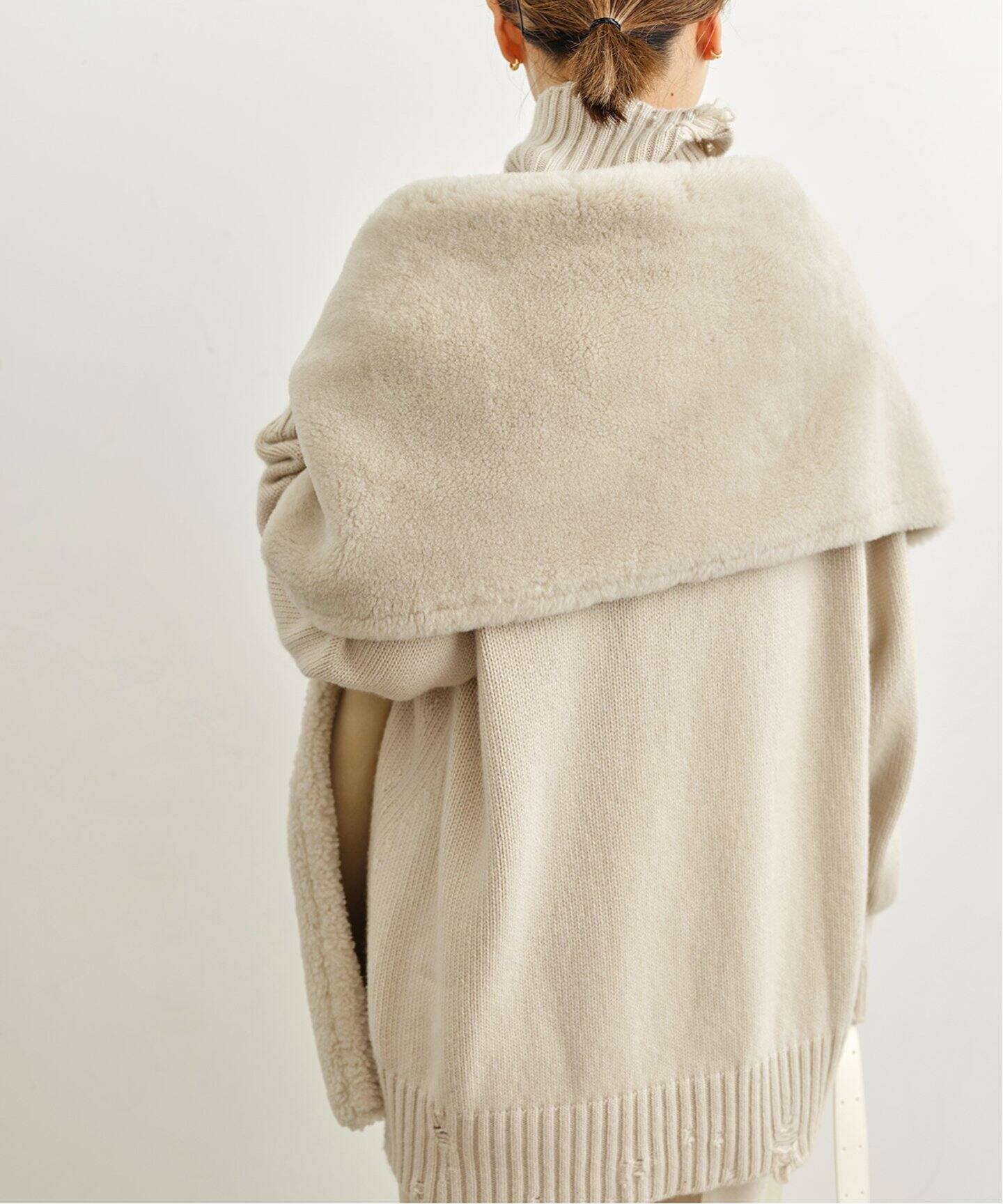 GUSHLOW＆COLE/ガシュロウアンドコール】 SHEARLING GILET SCARF 