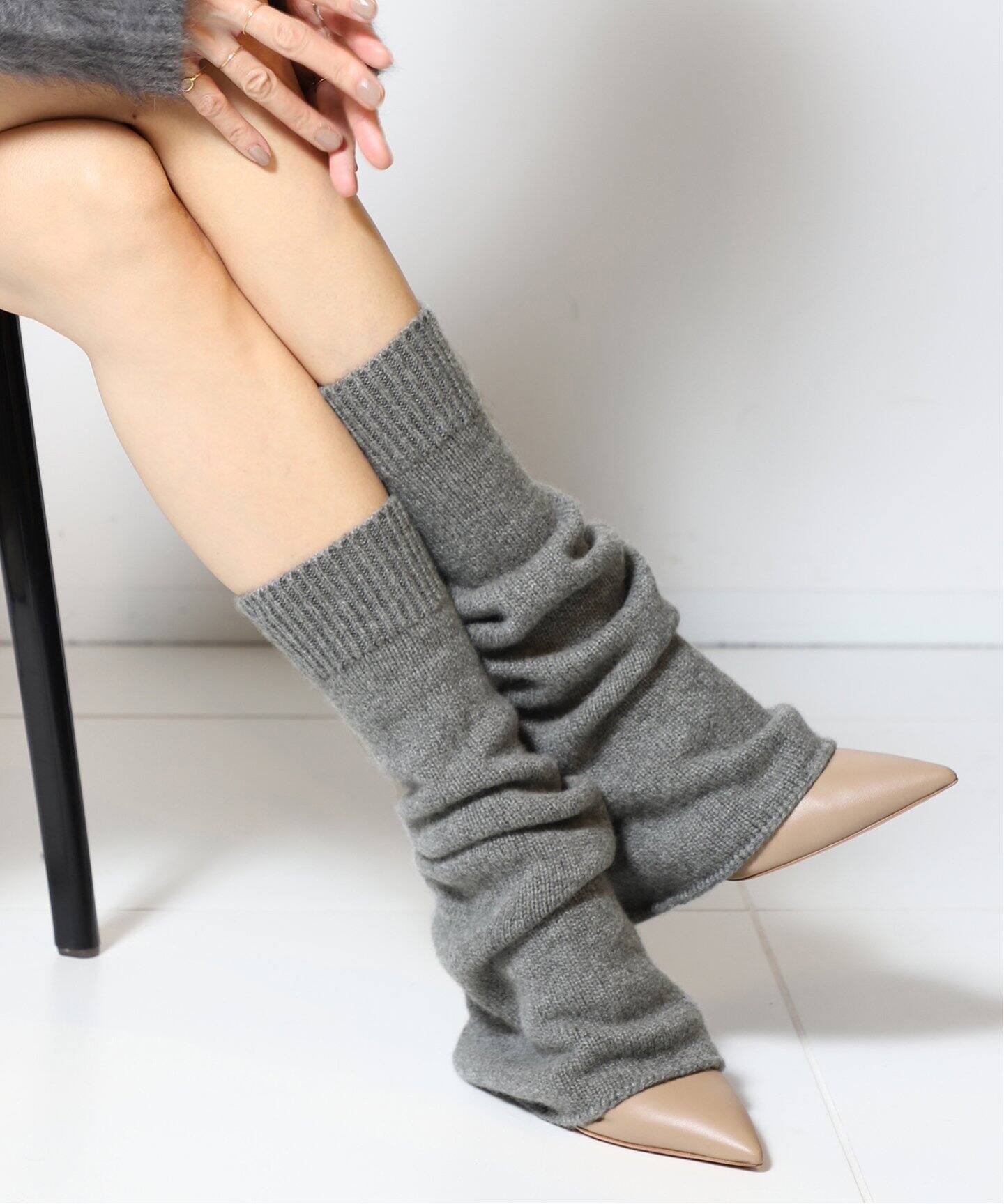 アパルトモン 生れ カシミア レッグウォーマー ブラック 