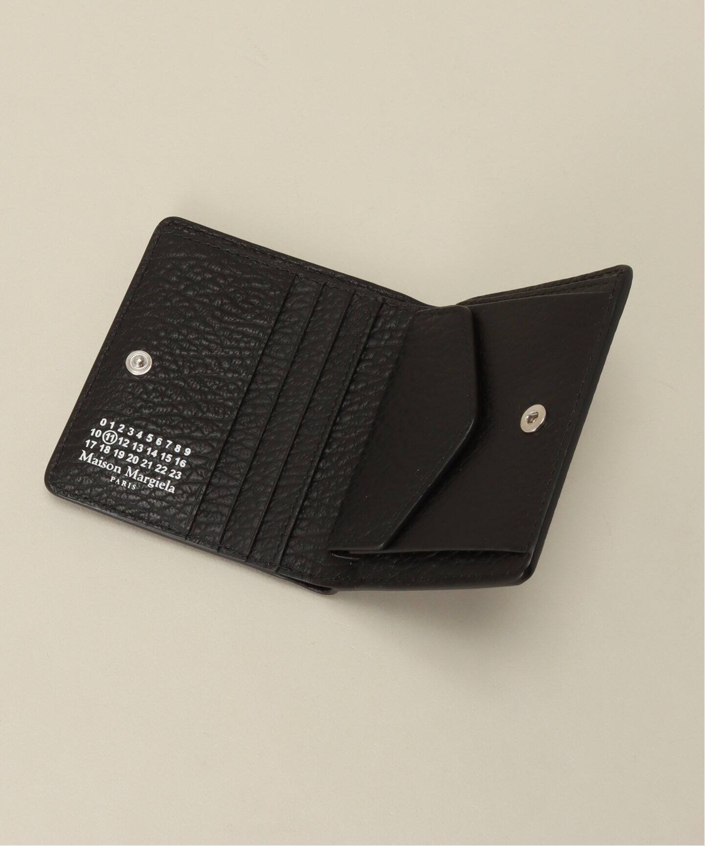 MAISON MARGIELA / メゾン・マルジェラ 】Compact Bi Fold Wallet  