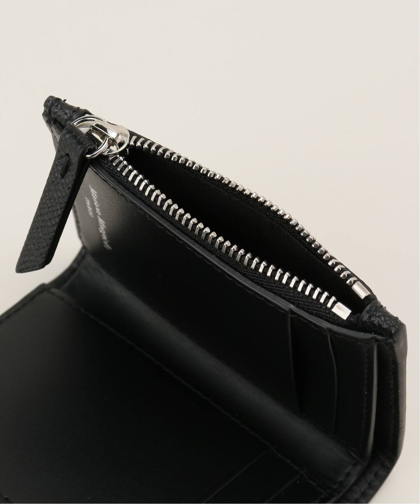 Maison Margiela/メゾン マルジェラ】ZIP コンパクトトリフォールド  