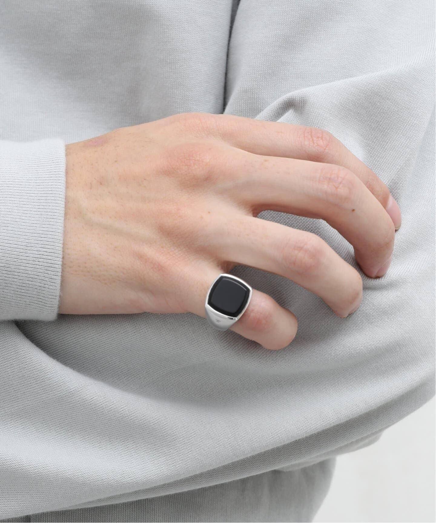 アクセサリー TOMWOOD Cushion Polished Black Onyx 52 Cushion Polished Black Onyx - Tom Wood Project Official