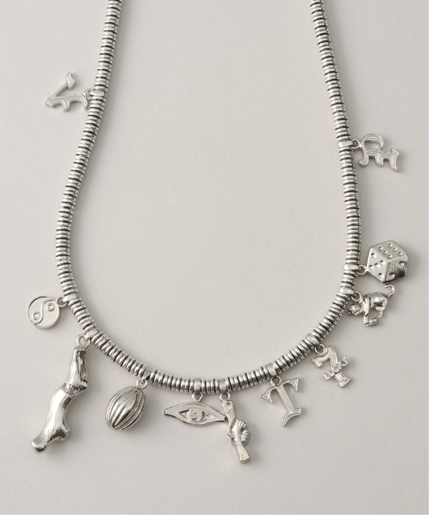 TOGA PULLA/トーガプルラ】 Motif necklace：ネックレス（ネックレス  