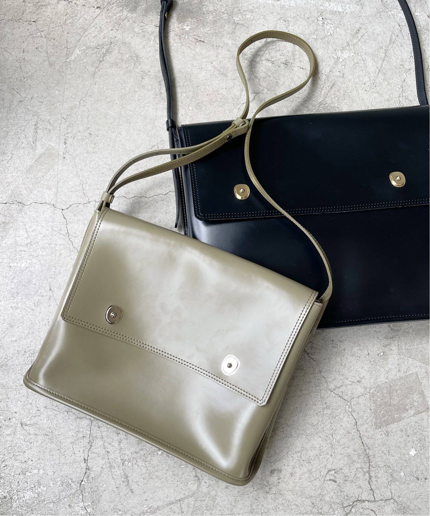 PIENI / ピエニ】Kaari military M（ショルダーバッグ）｜Spick and 