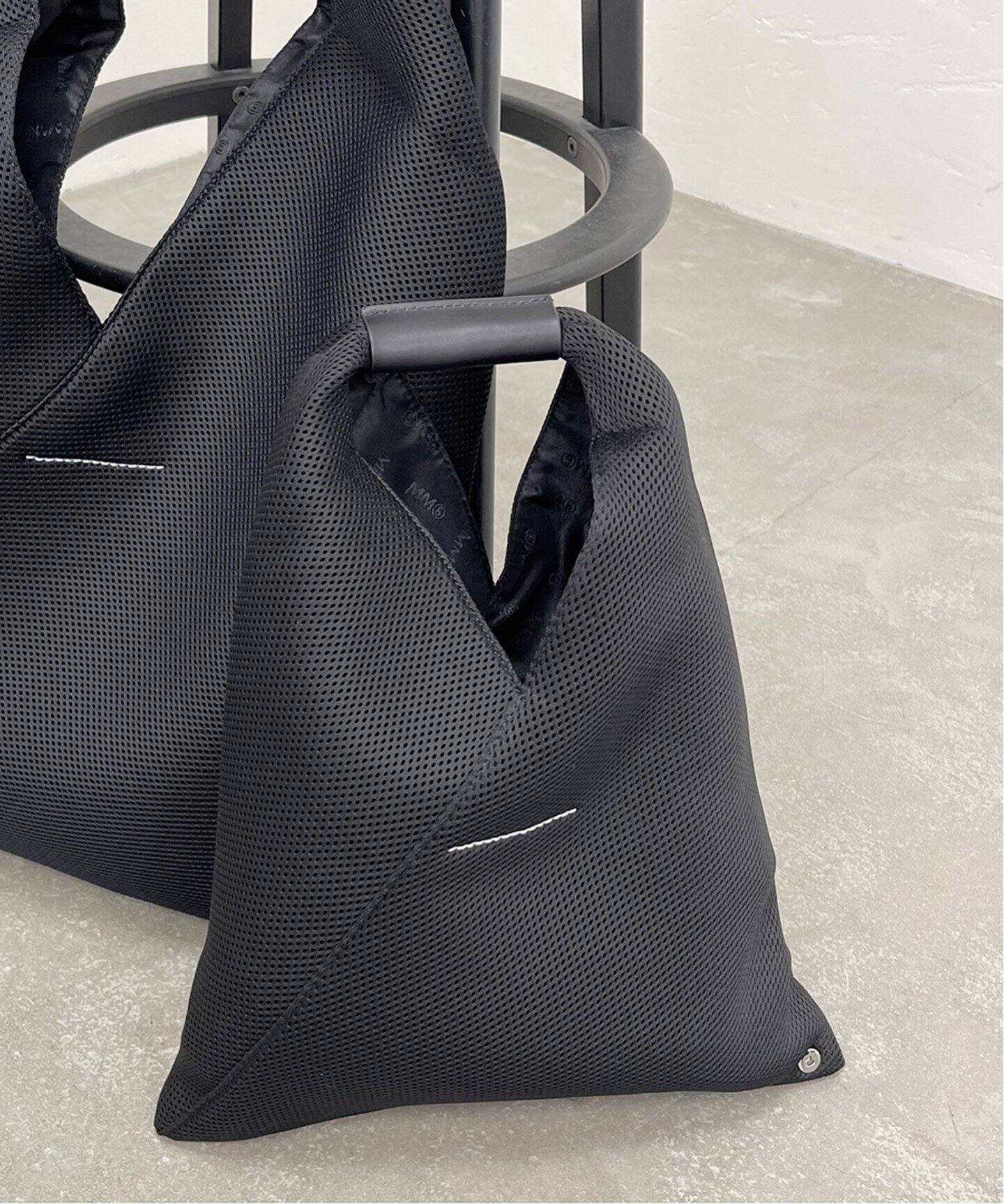 ≪一部店舗+WEB限定≫【MM6/エムエム6】 Small Japanese Handbag Mesh  