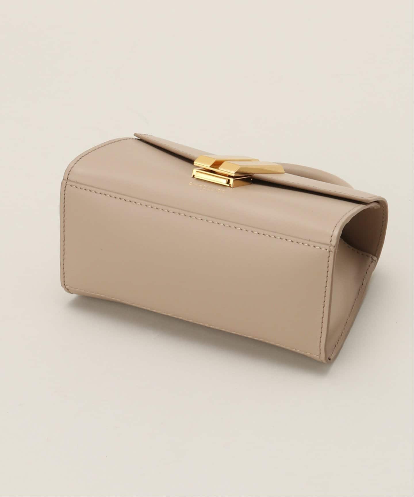 な*み様 BOTTEGA VENETA パルメラート　イエロー 保存袋・カード付 BOTTEGA VENETA Mini Wallace intrecciato leather shoulder bag | NET