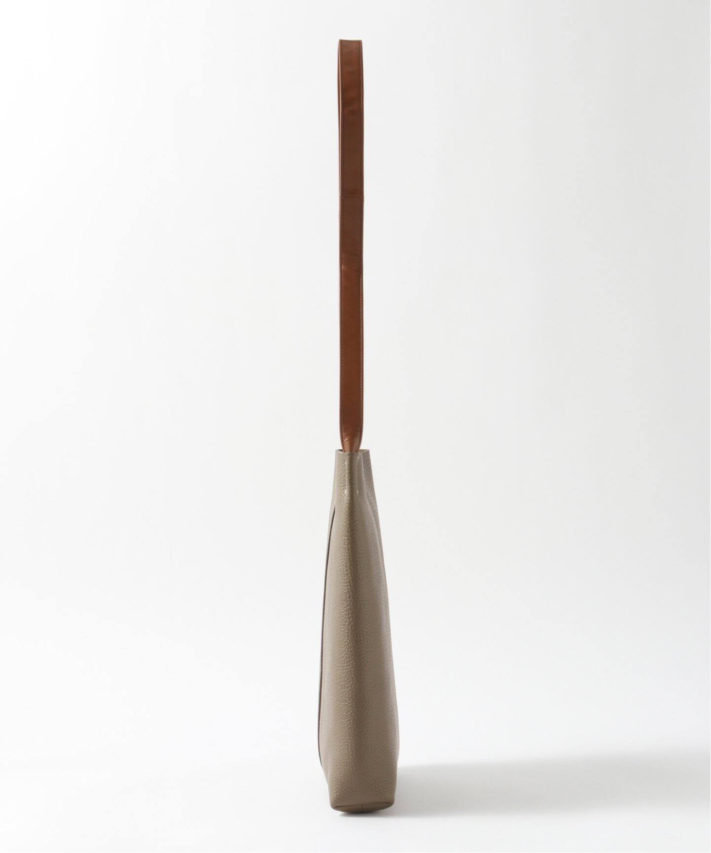 大人気 【Hender Scheme】エンダースキーマ piano shoulder big Hender Scheme (エンダースキーマ) piano shoulder big / ピアノ