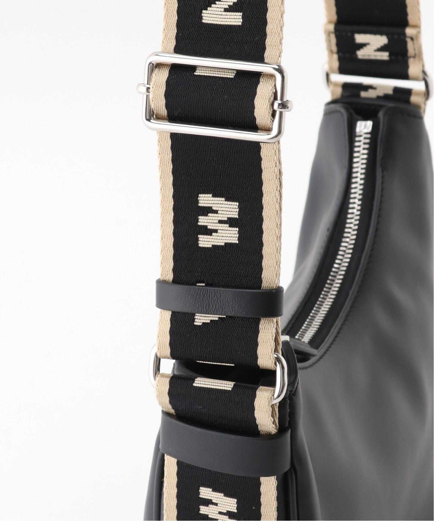 MARNI / マルニ】BEY BAG SMALLレザー（ショルダーバッグ）｜EDIFICE  