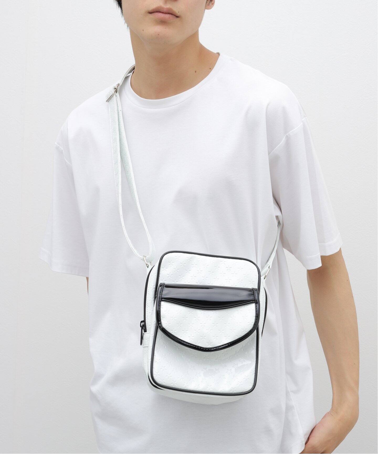 DAIRIKU / ダイリク】Star Embossing Enamel Bag A-6（ショルダー 