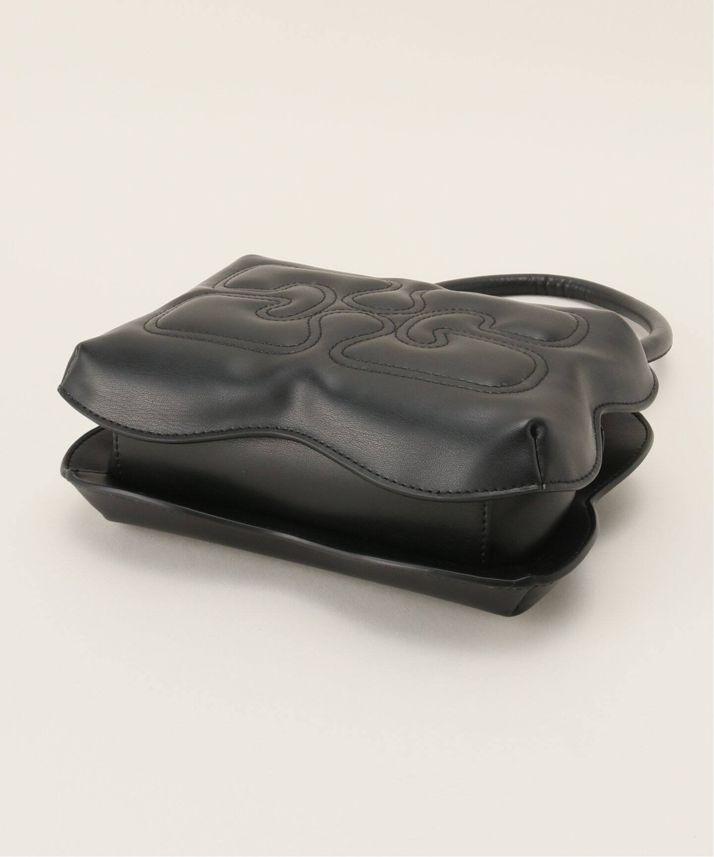 GANNI / ガニー】 Butterfly Top Handle：バッグ（ハンドバッグ