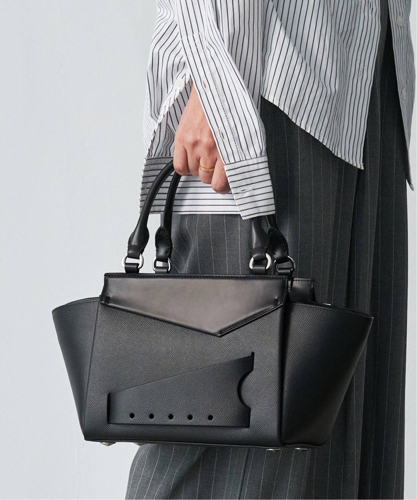 MAISON MARGIELA/メゾン マルジェラ】 SNATCHED TOTE（トートバッグ 
