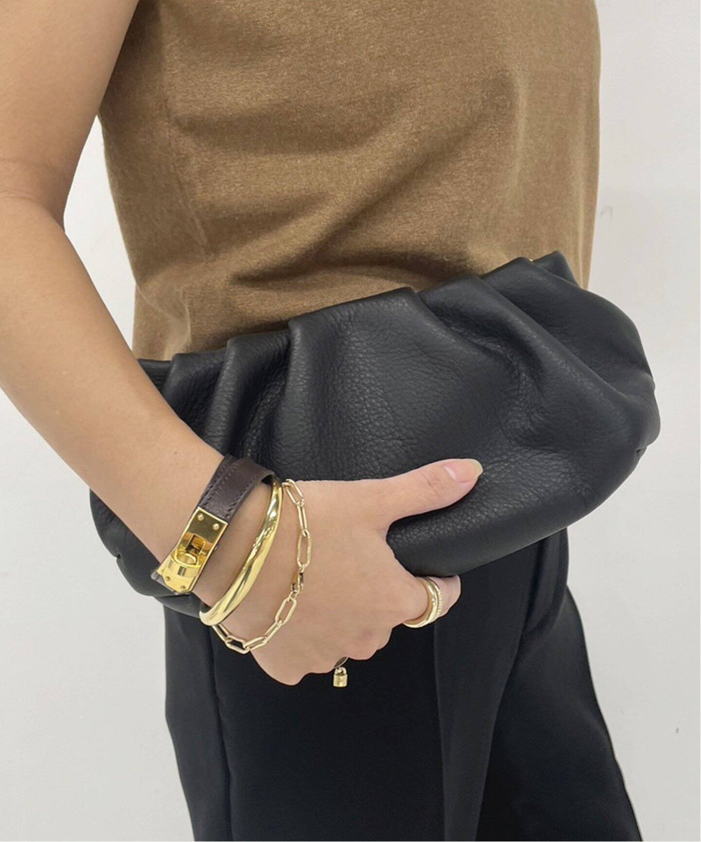 BRENTELLA/ブレンテッラ】GATHER CHAIN SMALL バッグ（クラッチバッグ 