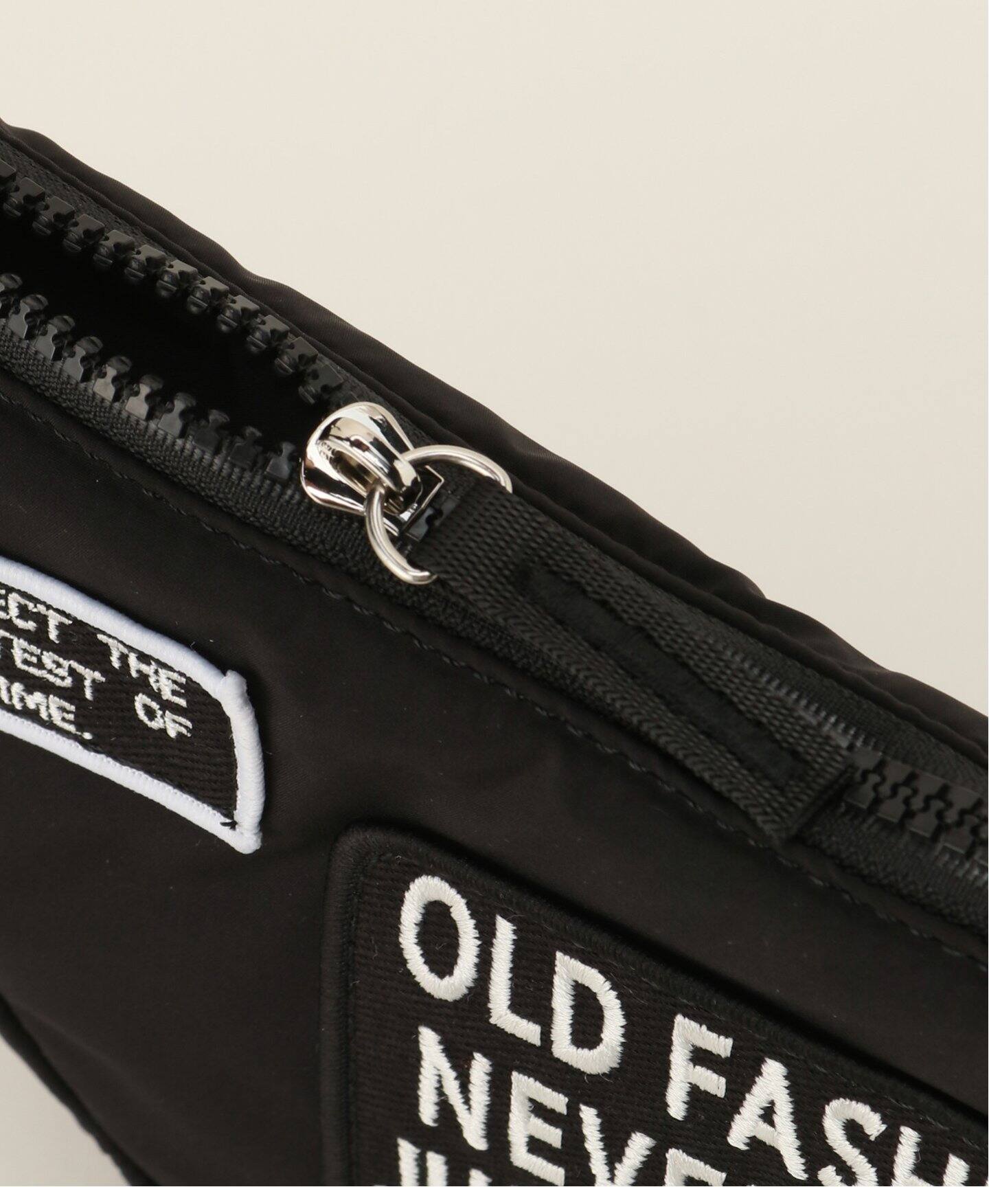 GOOD GRIEF!/グッドグリーフ】PATCHED BANANA バッグ（ショルダー  