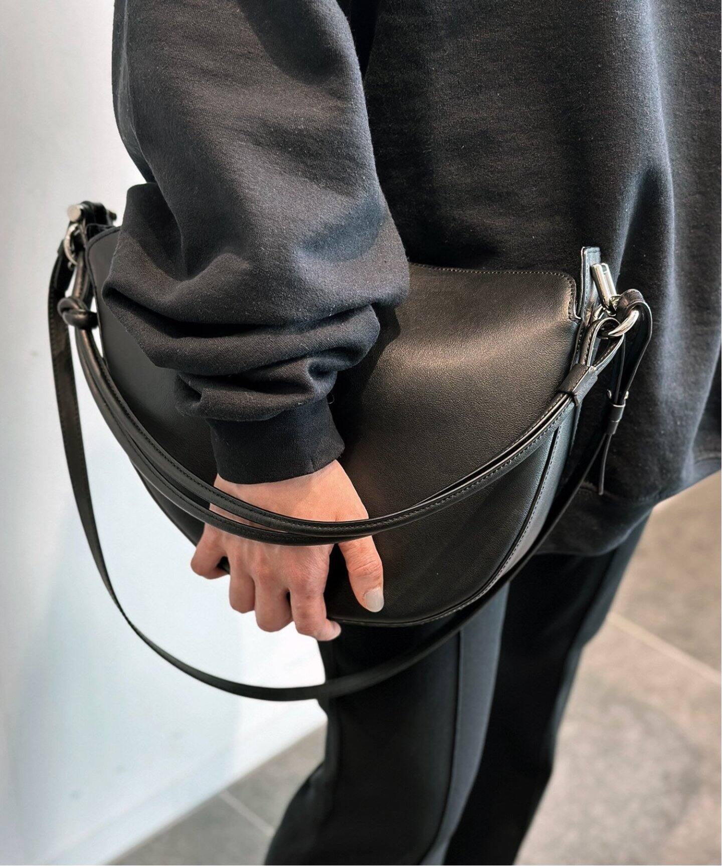追加》【Kabinett / カビネ 】Curve shoulder BAG（ショルダーバッグ 