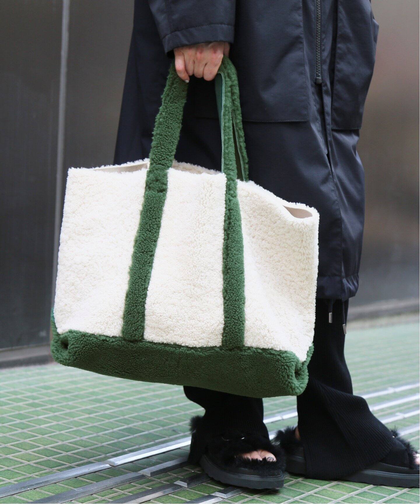 CARUS / カルス】別注 color mouton tote bag（トートバッグ）｜AP  