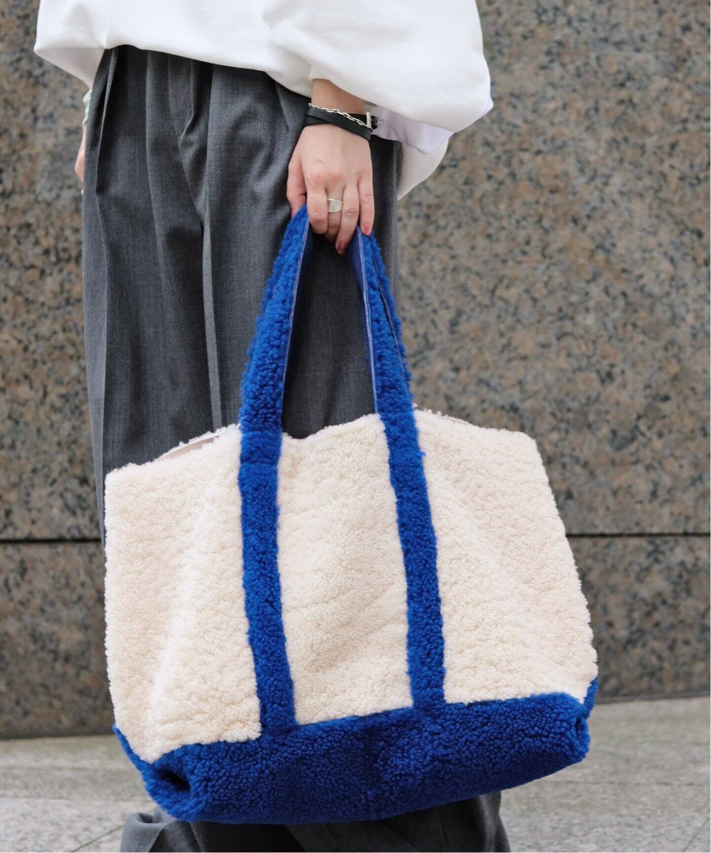 CARUS / カルス】別注 color mouton tote bag（トートバッグ）｜AP  