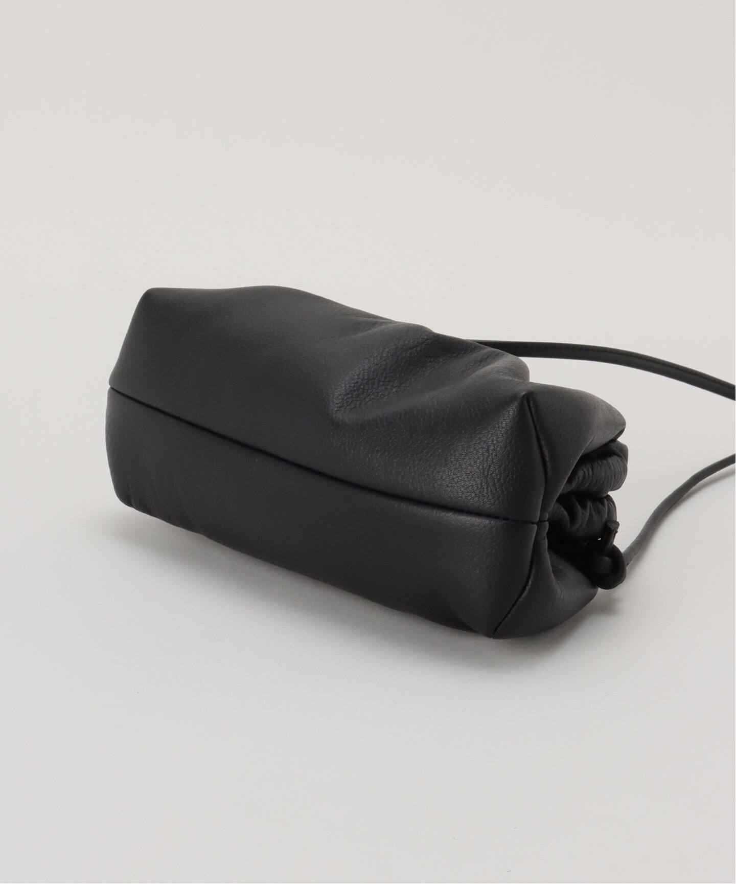 BRENTELLA/ブレンテッラ】mini clutch bag(BLK)（クラッチバッグ）｜AP 