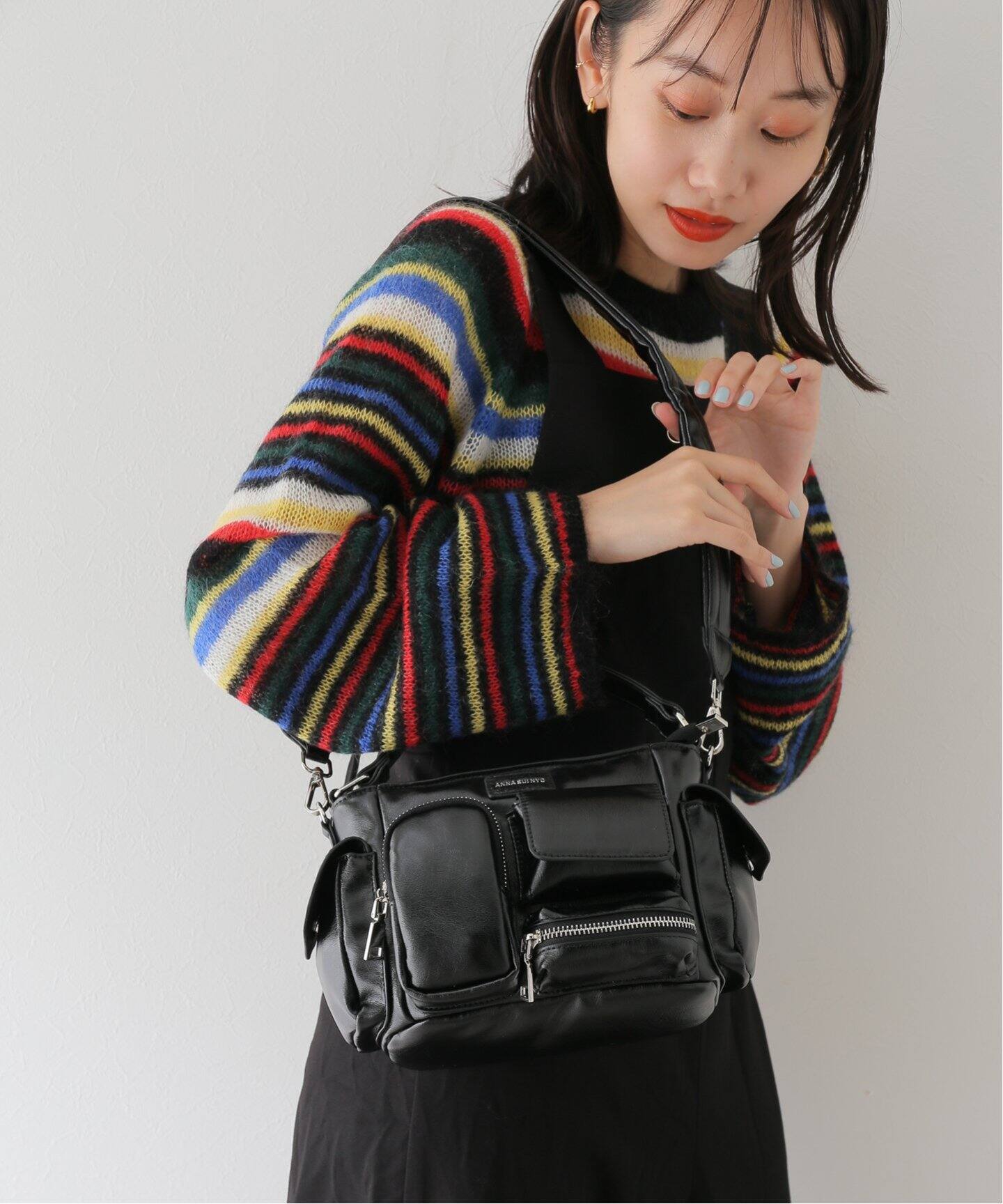 ANNA SUI NYC/ アナスイエヌワイシー】マルチポケットチビバッグ  