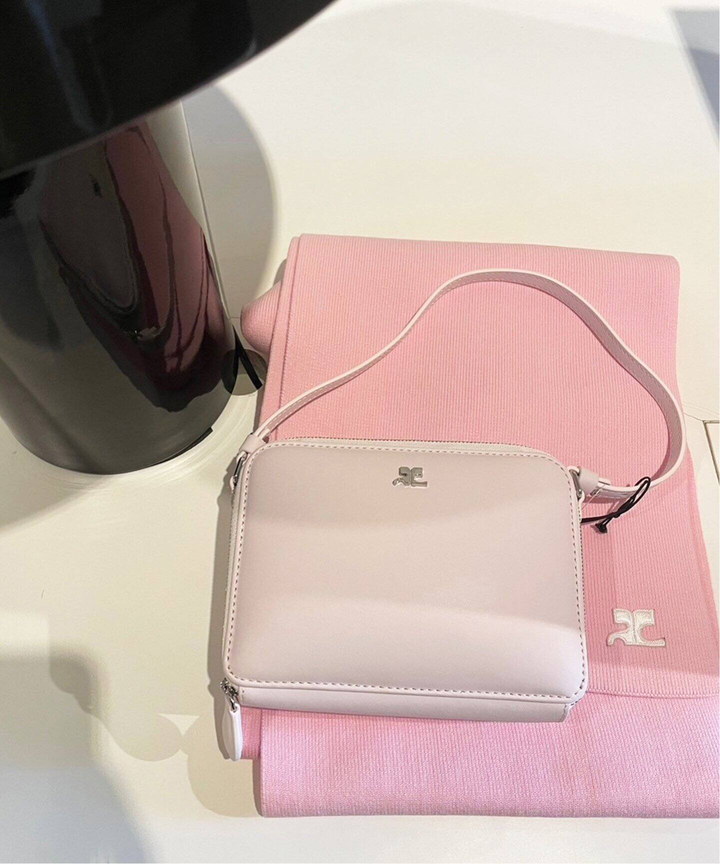 COURREGES/クレージュ】CLOUD LEATHER バッグ（ショルダーバッグ 