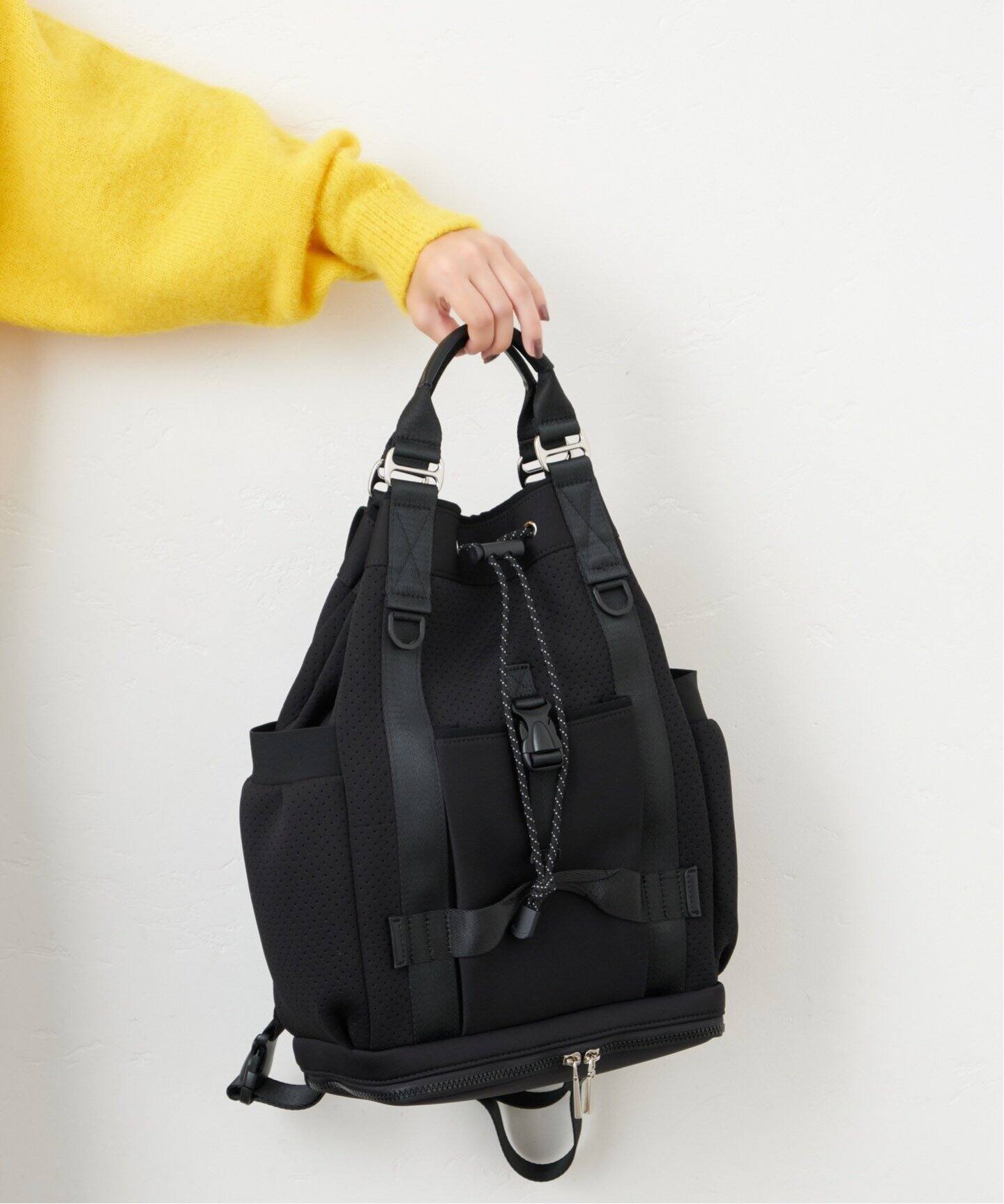 story. ねじ曲げ ストーリー ネオプレン ボンディングリュック 黒2way  