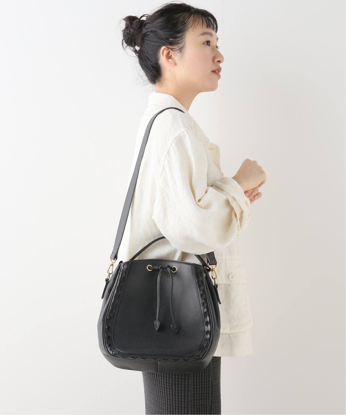 YSL / イヴサンローラン】ショルダーバッグ【巾着】（ショルダーバッグ 