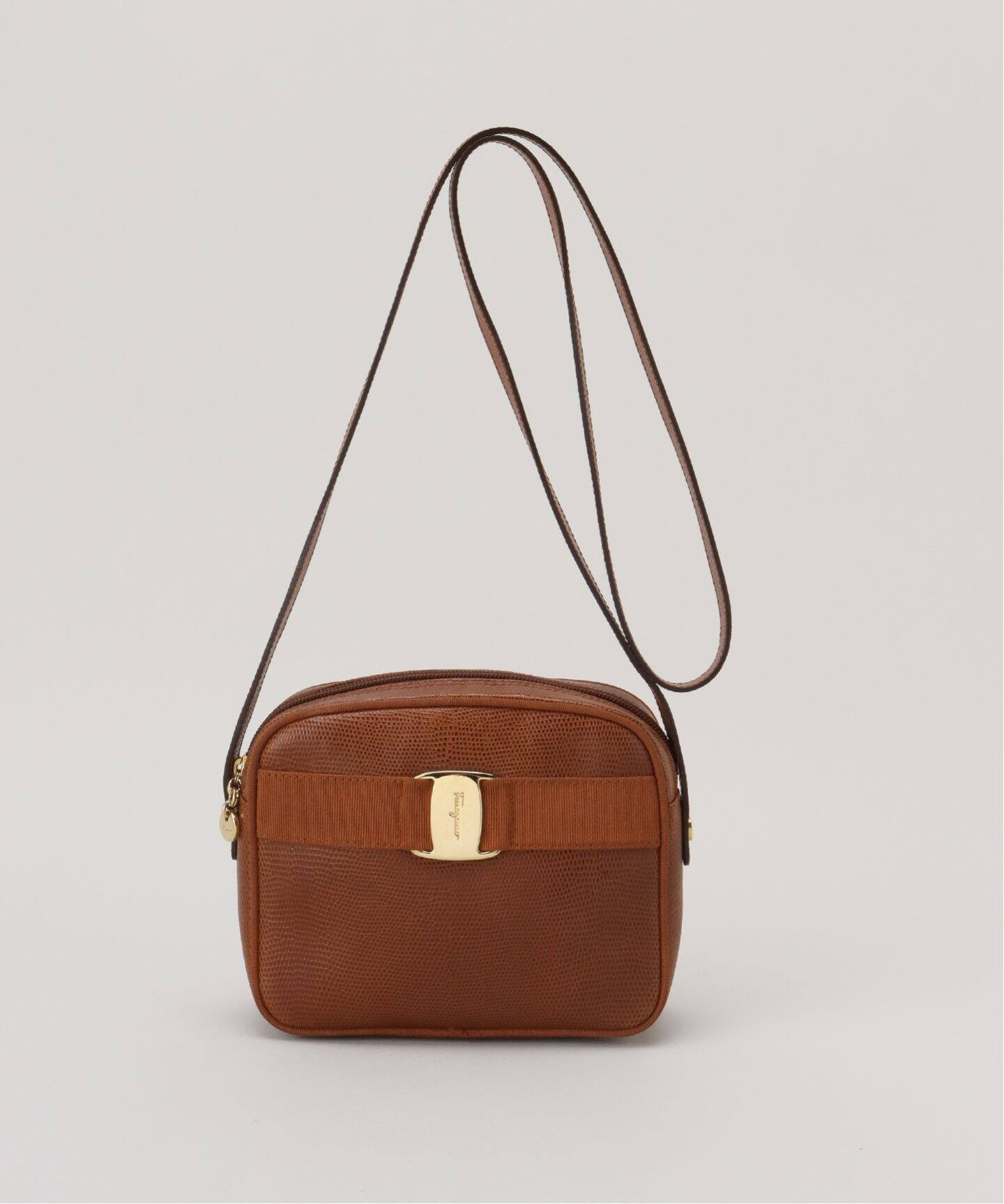 VINTAGE FERRAGAMO/フェラガモ】Vara ショルダーバッグ 18（ショルダー 