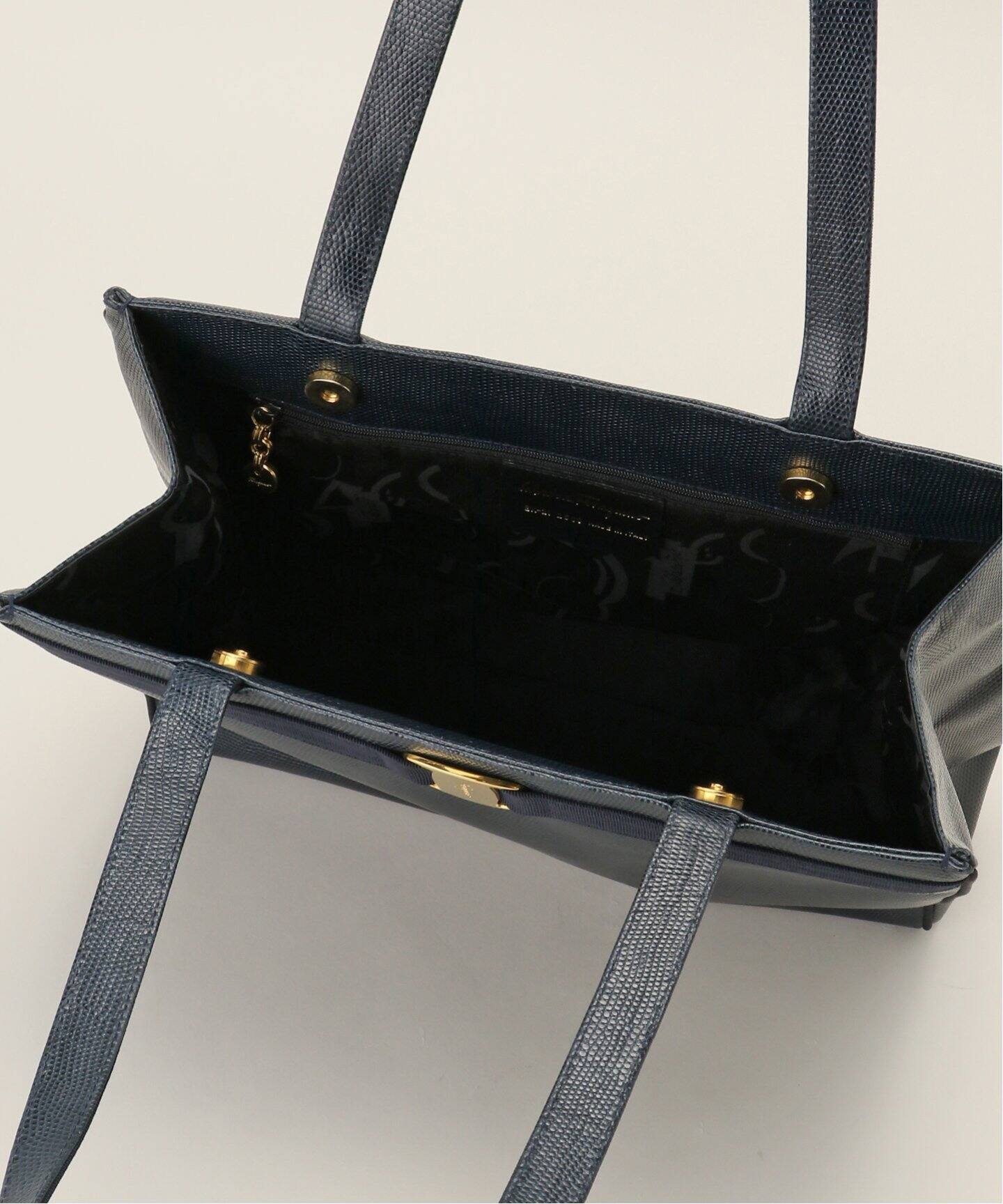 VINTAGE FERRAGAMO/フェラガモ】 Vara トートバッグ（トートバッグ 