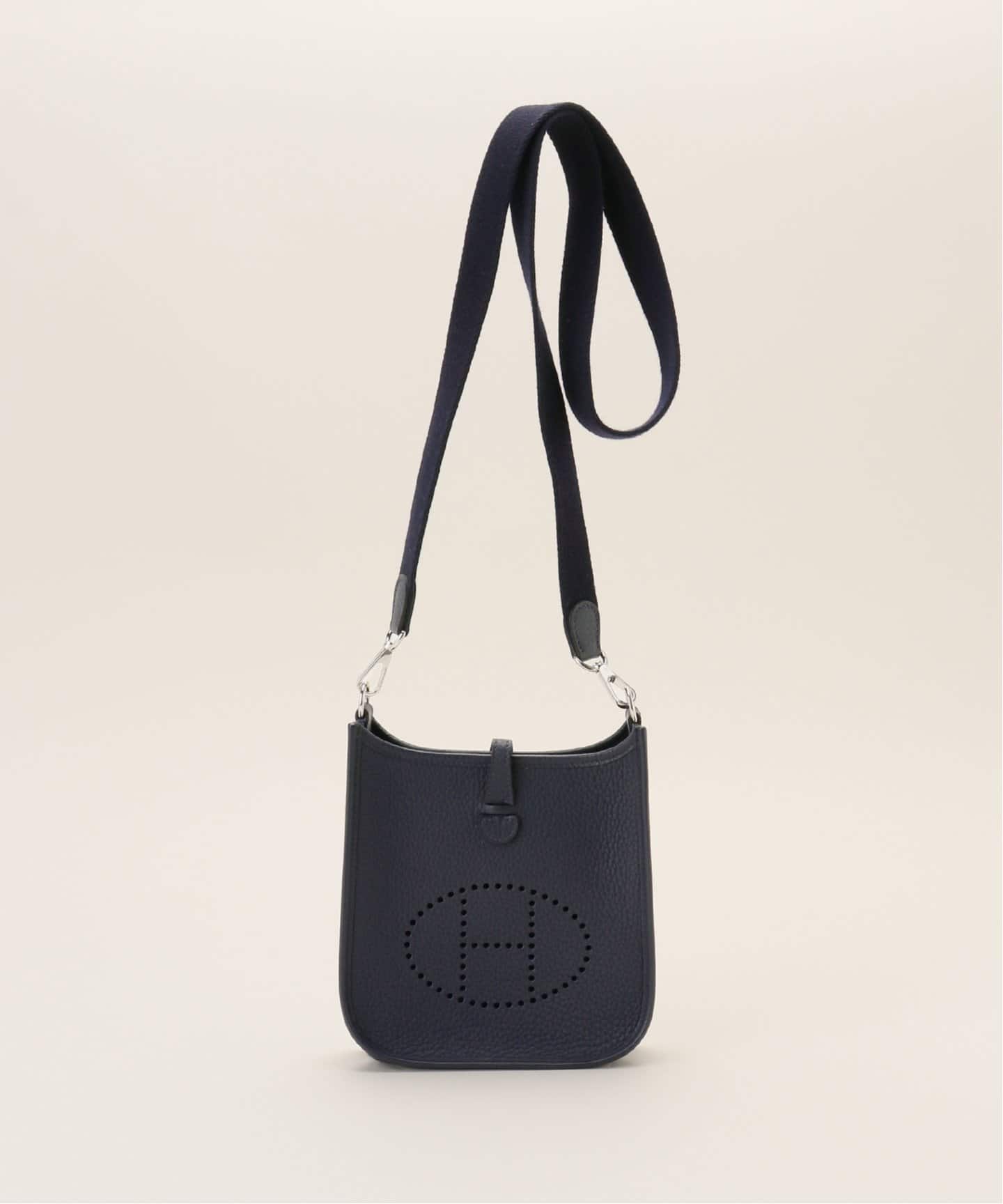 エルメス EVELYNE TPM ハンドバッグ ショルダーも エルメス エブリンTPM ショルダーバッグ エルメス レザー グレー