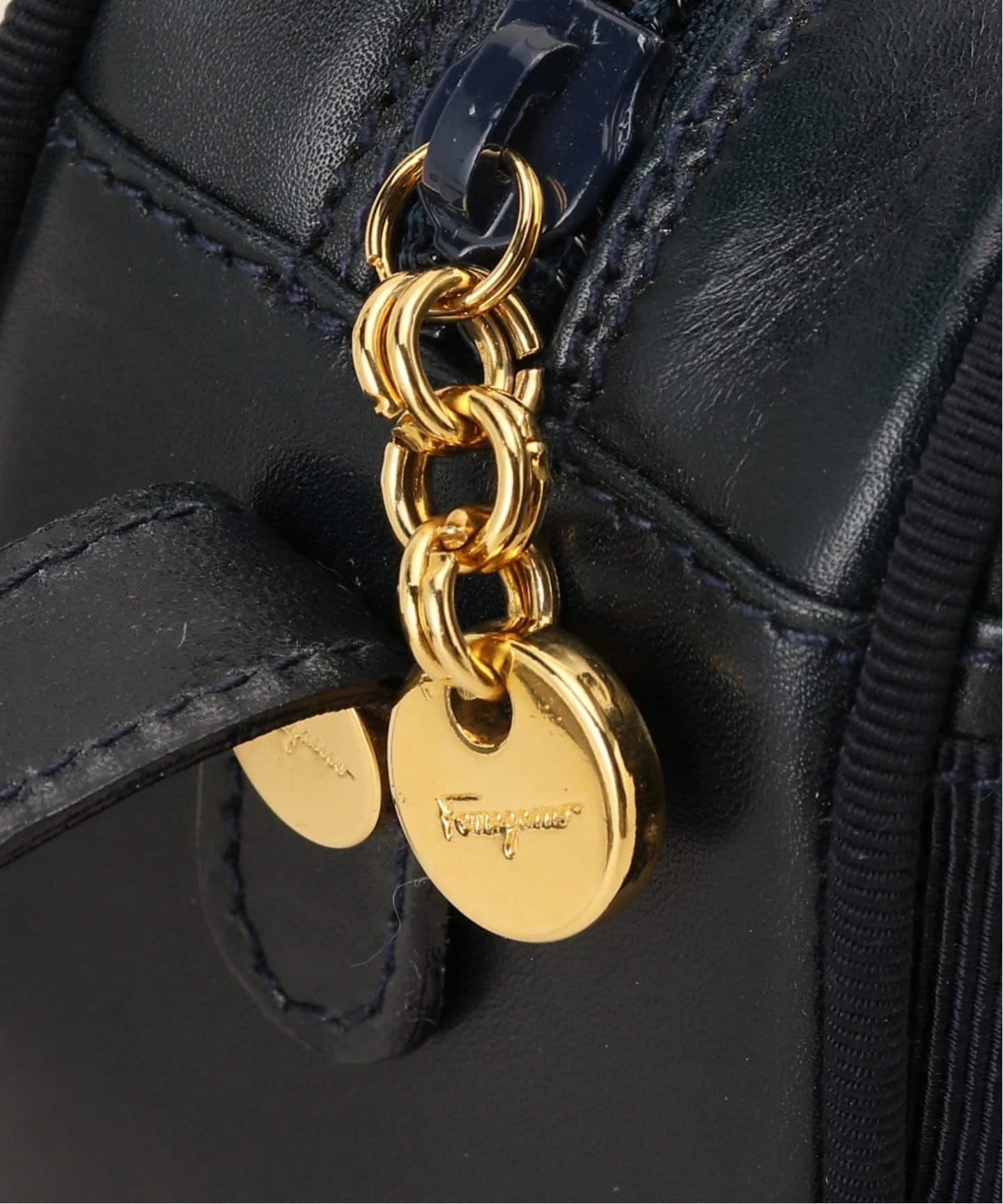 バッグ feragamo vintage shoulder bag Vintage Salvatore Ferragamo | VintageShop solo