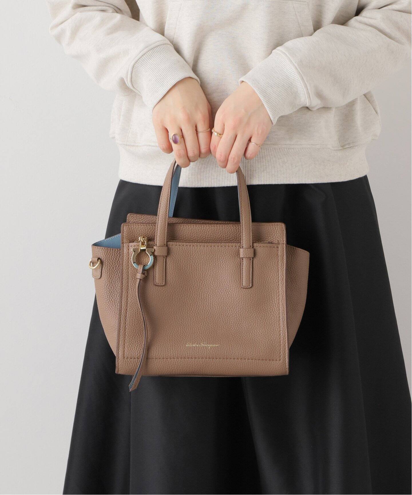 FERRAGAMO/フェラガモ】Amy 2wayバッグ（ショルダーバッグ  