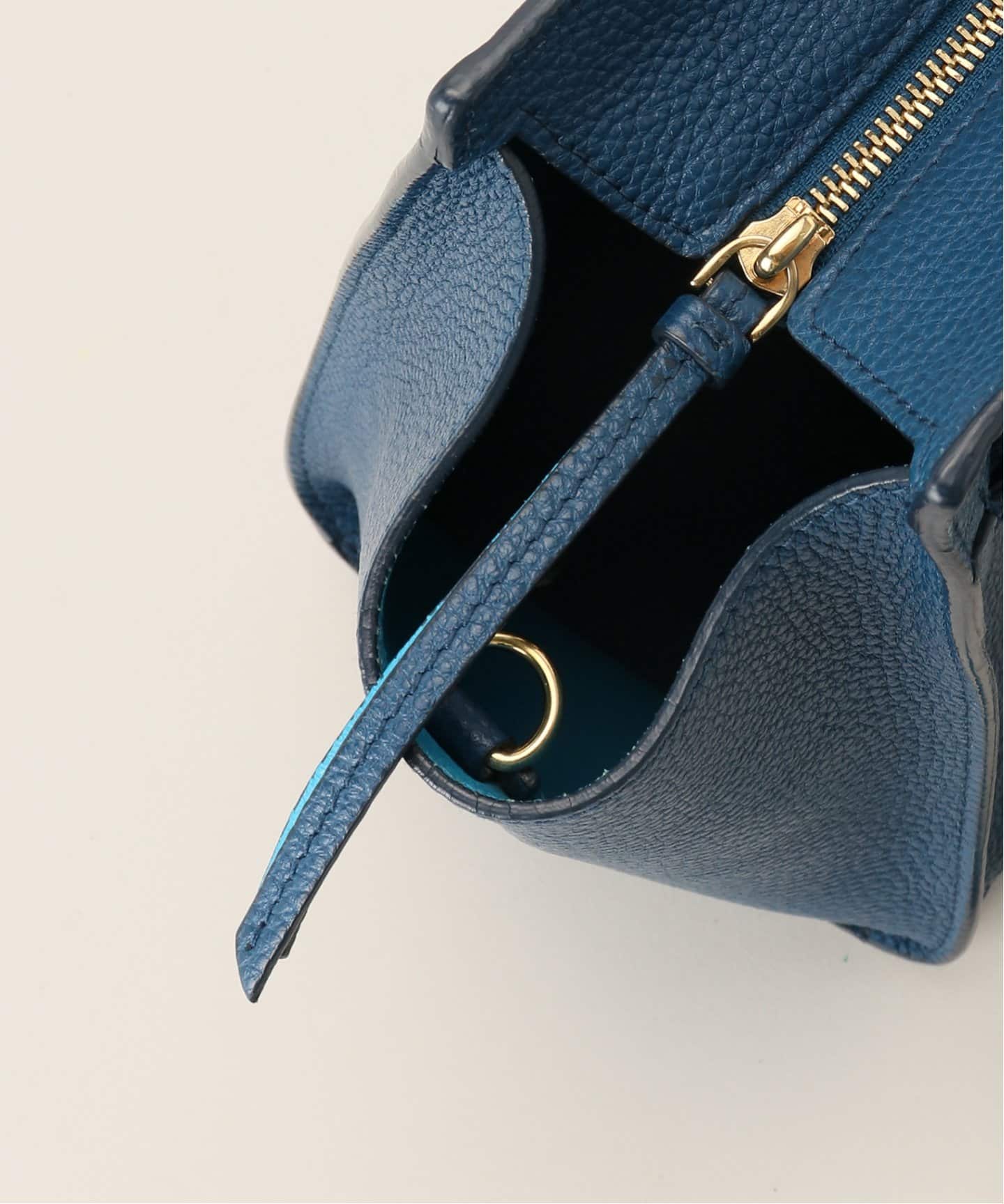 送料関税込☆FERRAGAMO AMY スモール トート ショルダーバッグ FERRAGAMO/フェラガモ】Amy Gancinii Small tote（ショルダー