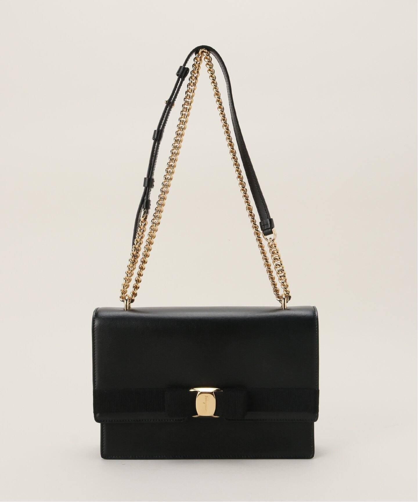 VINTAGE FERRAGAMO/フェラガモ】 Varaチェーンショルダーバッグ  