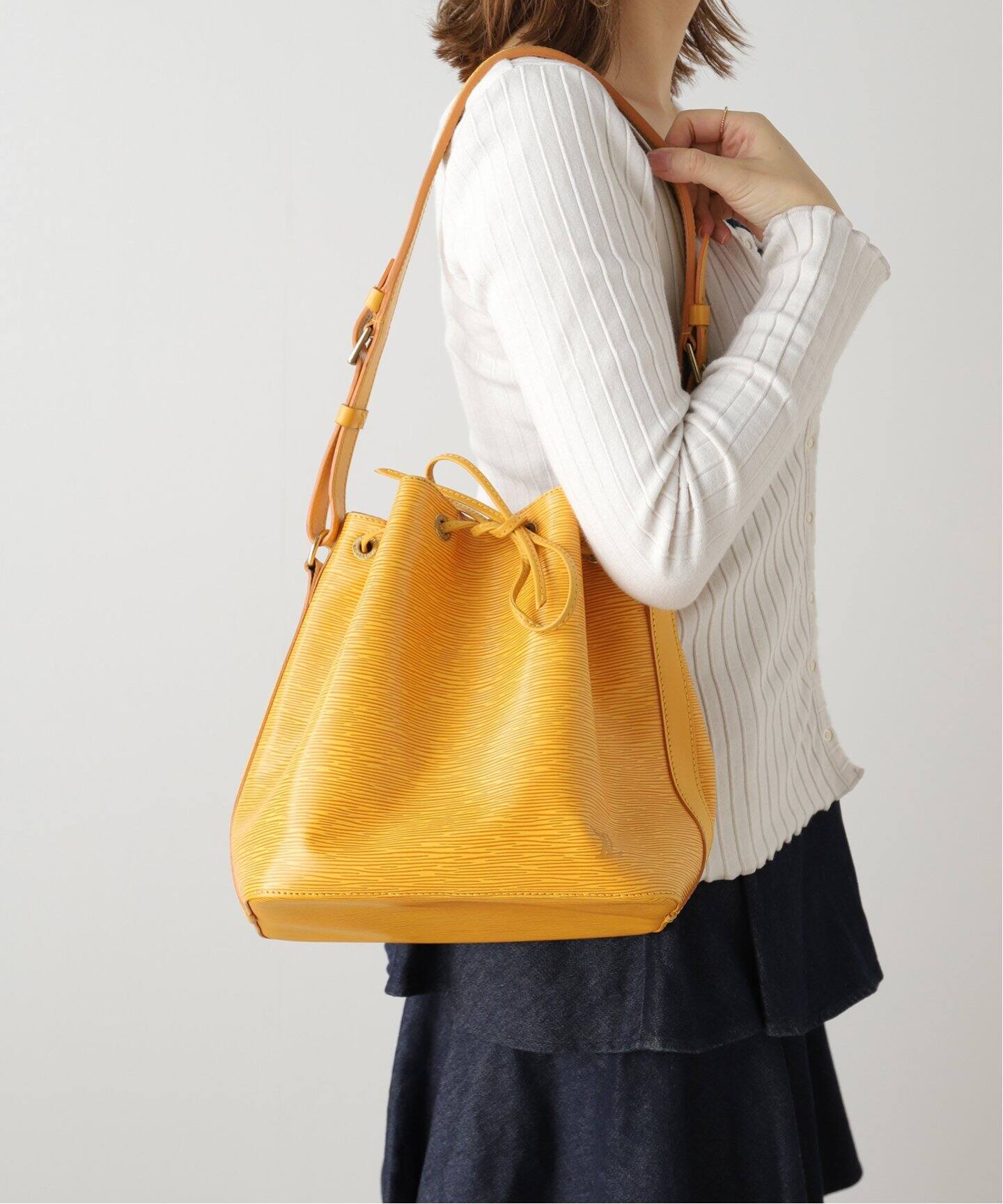 ルイヴィトンスカート ルイヴィトンミニスカート モノグラム フラワー  