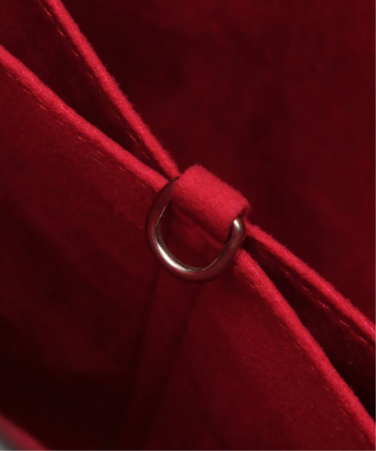 タグ付未使用保管品 カルティエ メタルハンドル　トリニティ ハンドバッグ 赤 Cartier(カルティエ) / トリニティトップハンドルバッグ/ショルダー