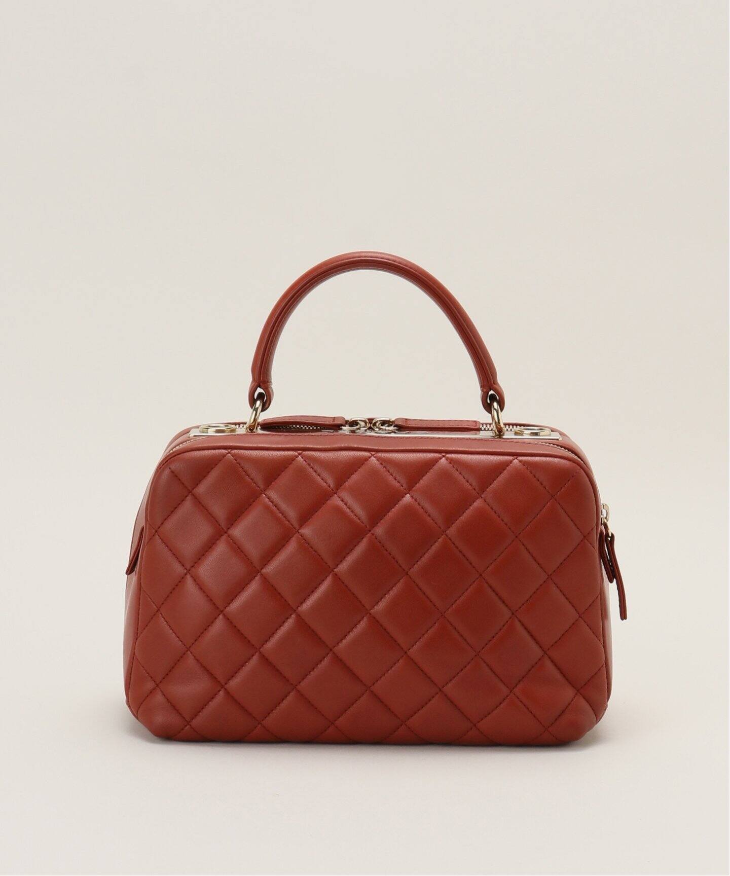 CHANEL/シャネル】マトラッセ 2wayバッグ（ショルダーバッグ 