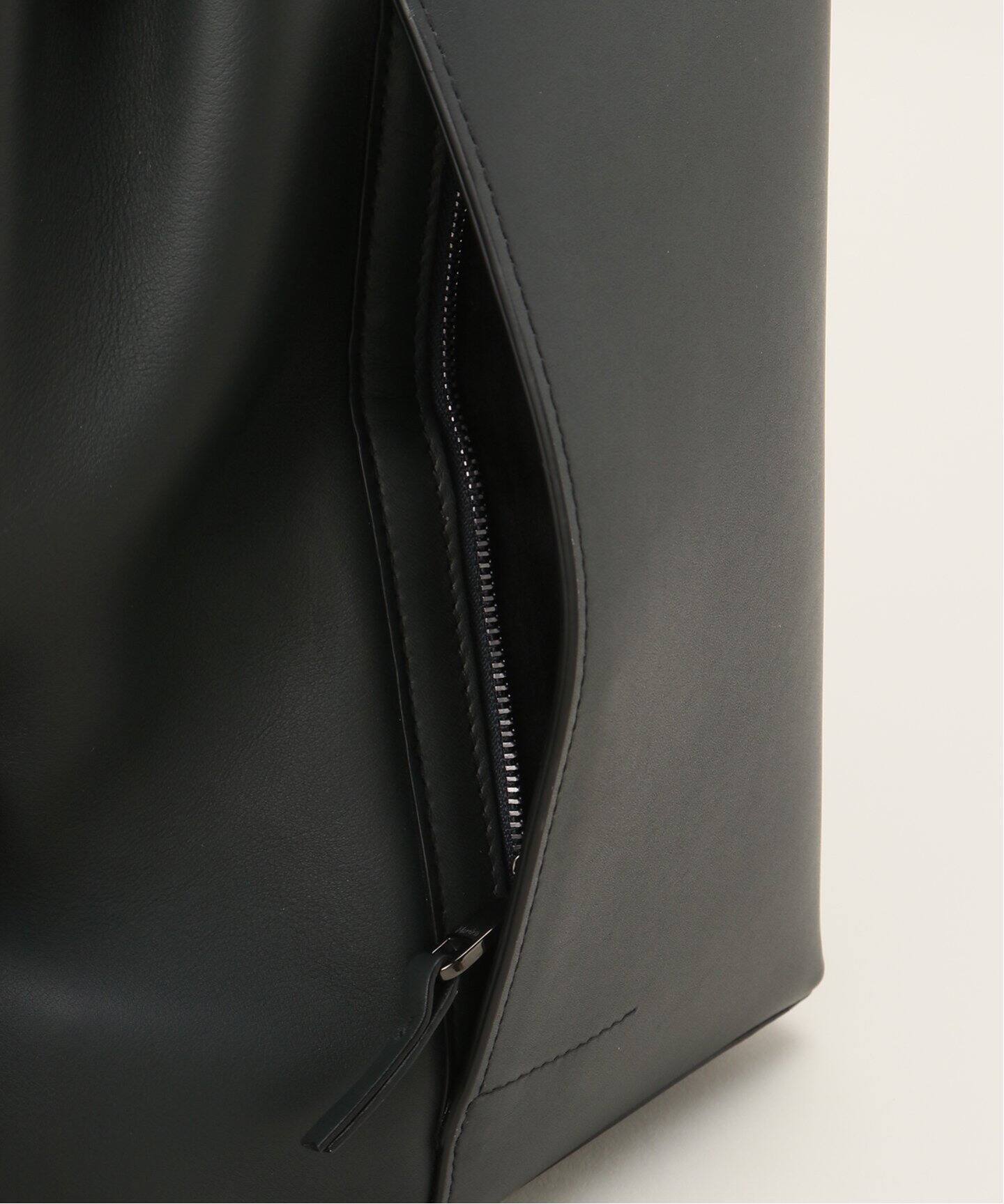 Maeden/メイデン CANNA BUCKET BAG