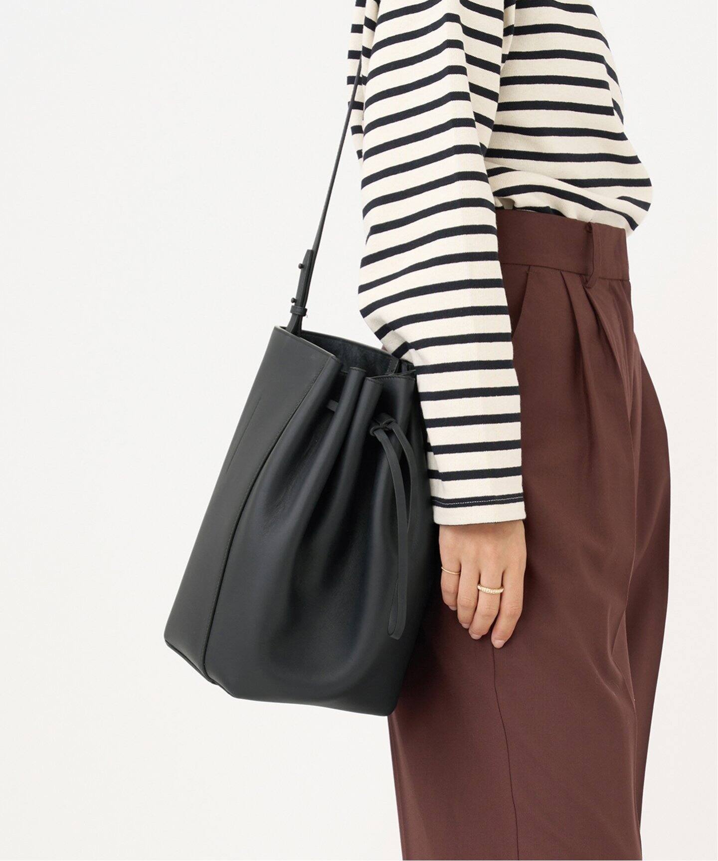 Maeden/メイデン】CANNA BUCKET BAG / ショルダーバッグ（ショルダー  