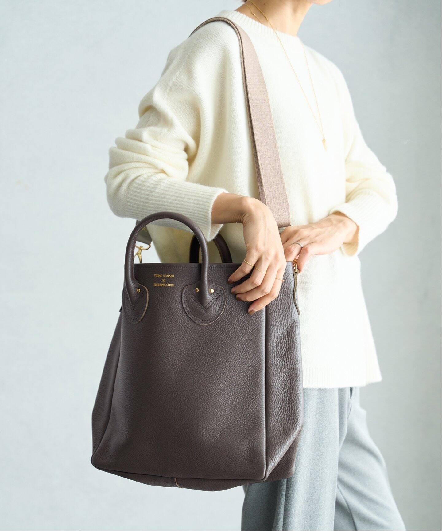 YOUNG&OLSEN/ヤングアンドオルセン】EMBOSSED LEATHER D TOTE M  