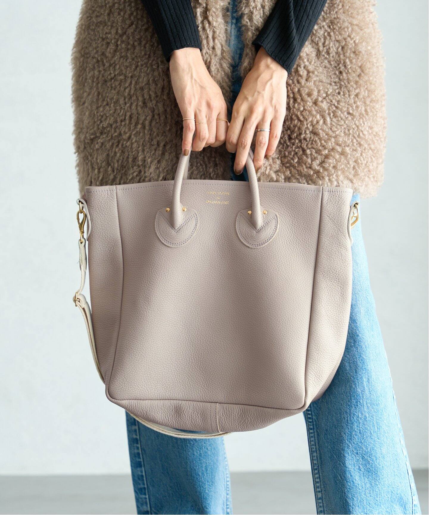 ヤングアンドオルセン YOUNG&OLSEN トートバッグ - レザー ベージュ  