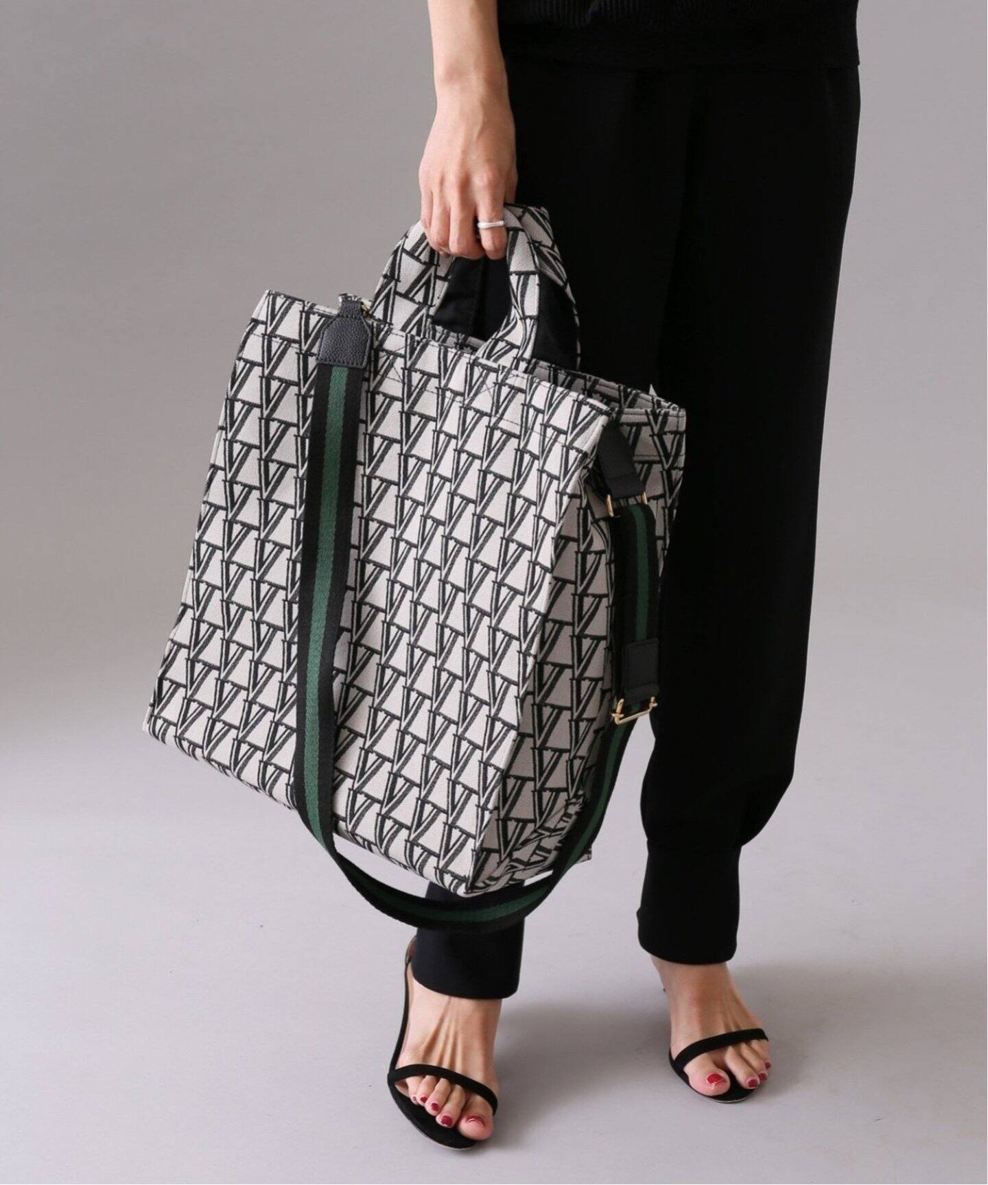 追加》VERMEILモノグラムロゴジャガードトート（トートバッグ  