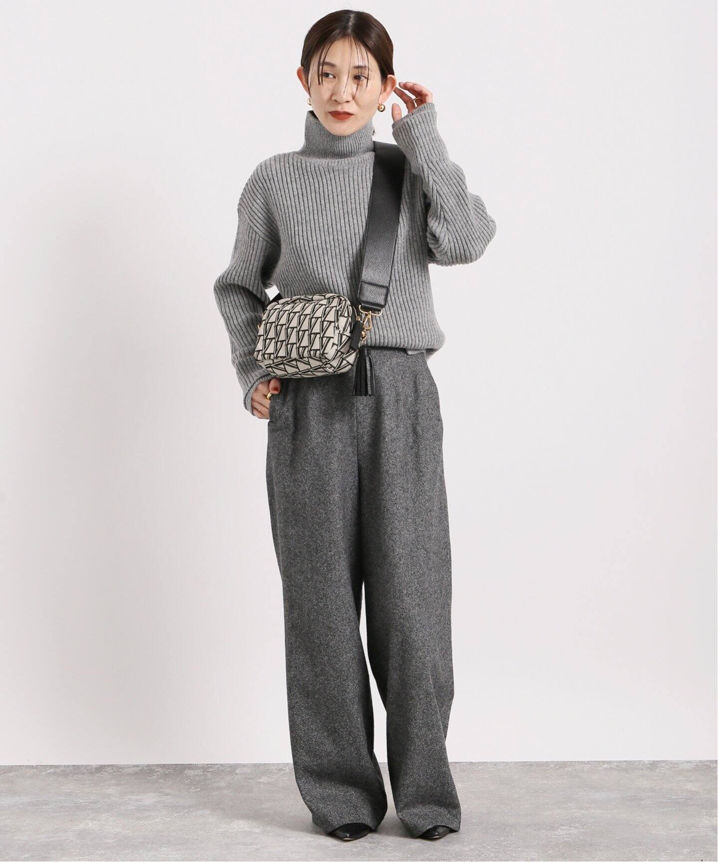 追加》VERMEILモノグラムロゴジャガードショルダーバッグ（ショルダー  