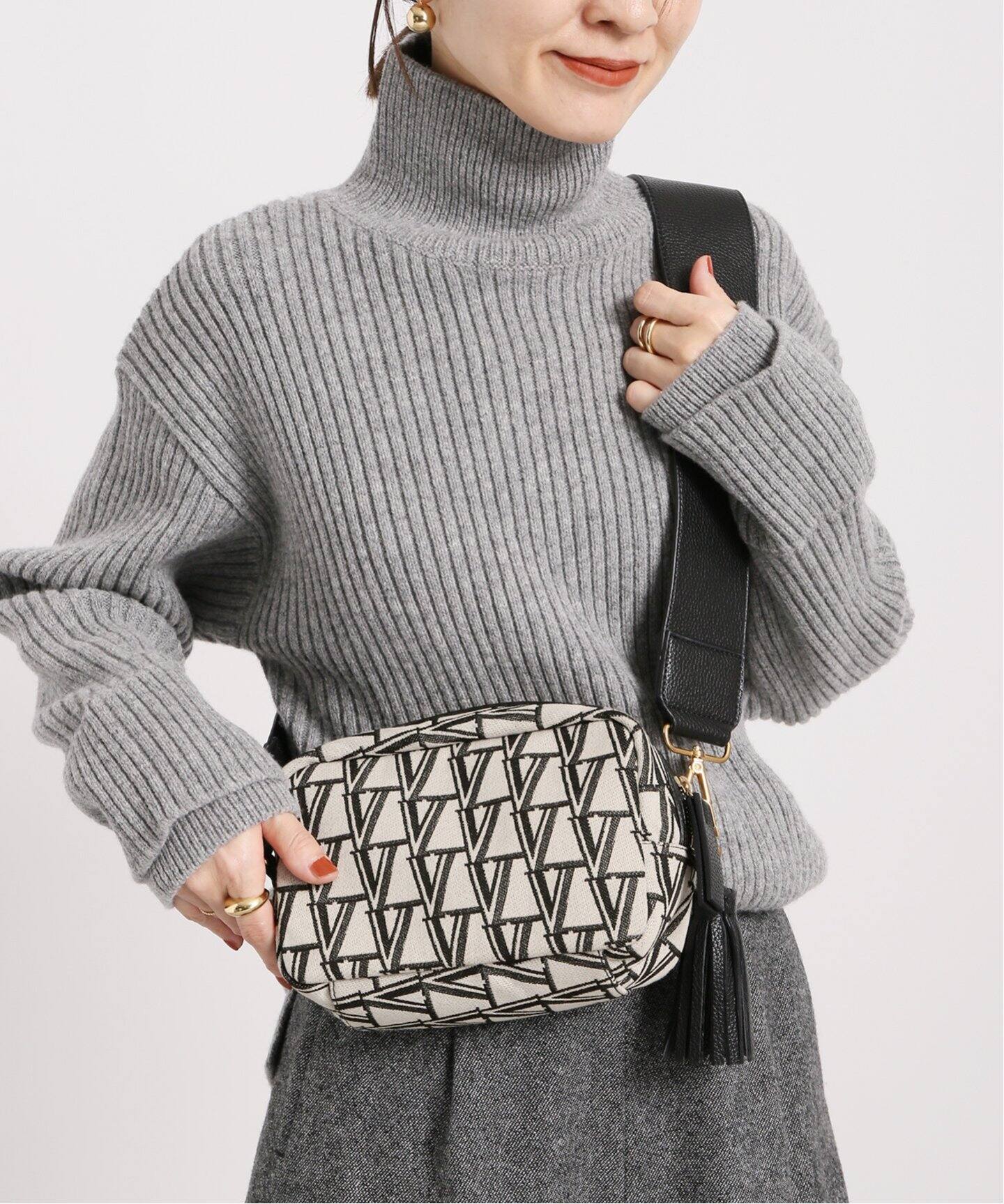 追加》VERMEILモノグラムロゴジャガードショルダーバッグ（ショルダー  