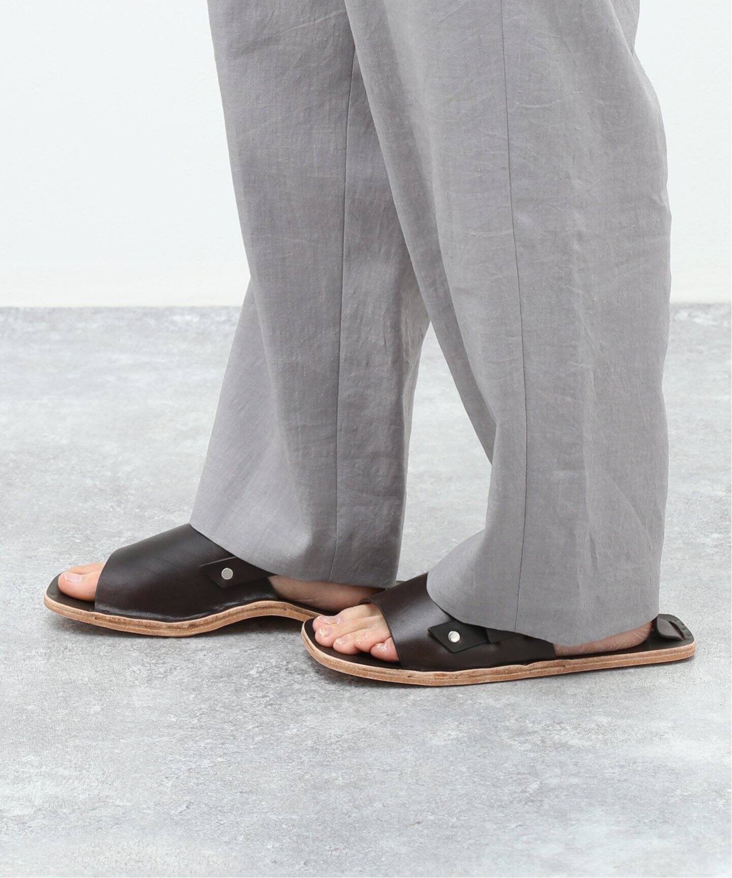 Jutta Neumann / ユッタ ニューマン】Jeff（サンダル）｜L 