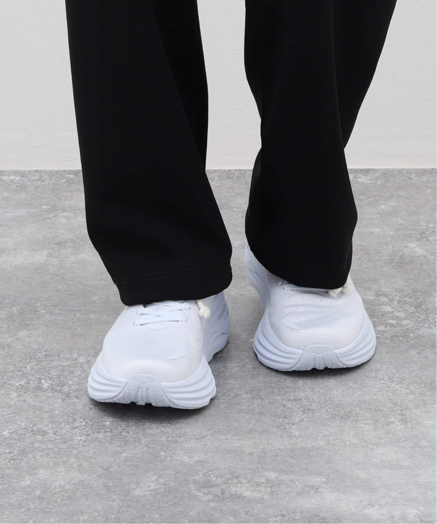 HOKA ONE ONE:1123202-WWH:BONDI 8（スニーカー）｜BOICE FROM