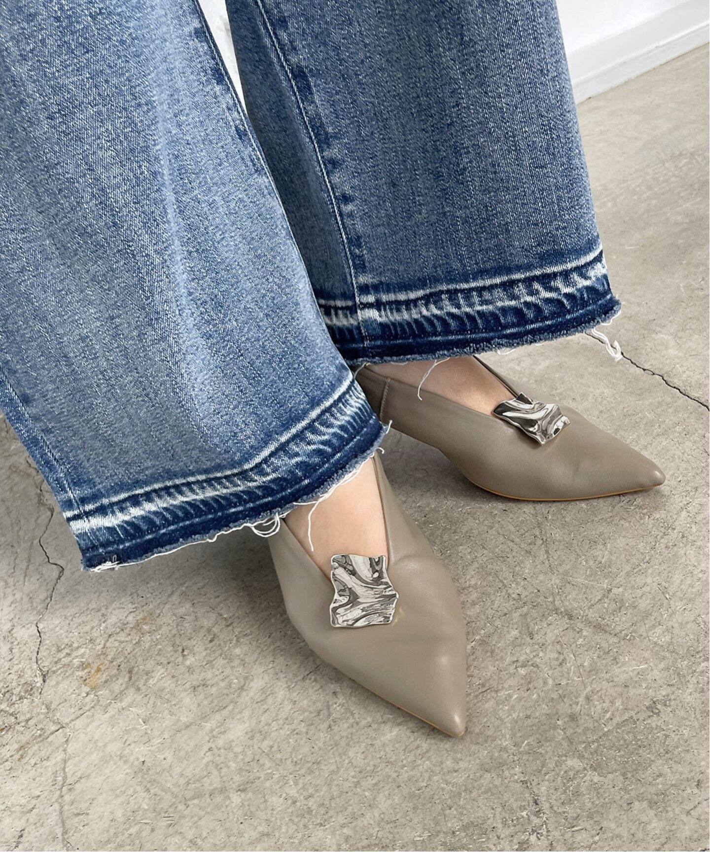 新品 24 spick&span オリジナルポインテッドパンプス シルバー 