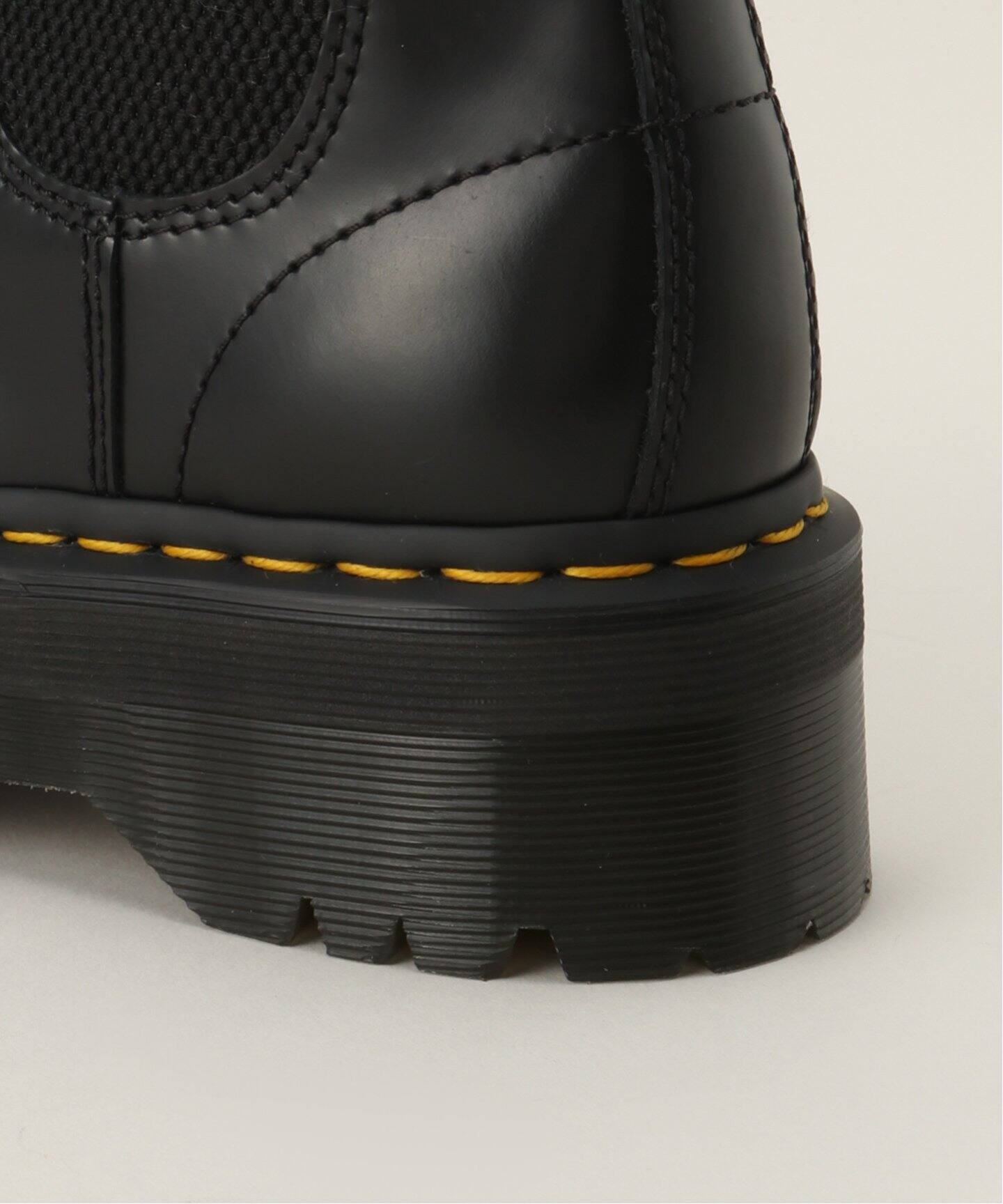 Dr.Martens/ドクターマーチン】 2976 Hi Quar Squared（ブーティ
