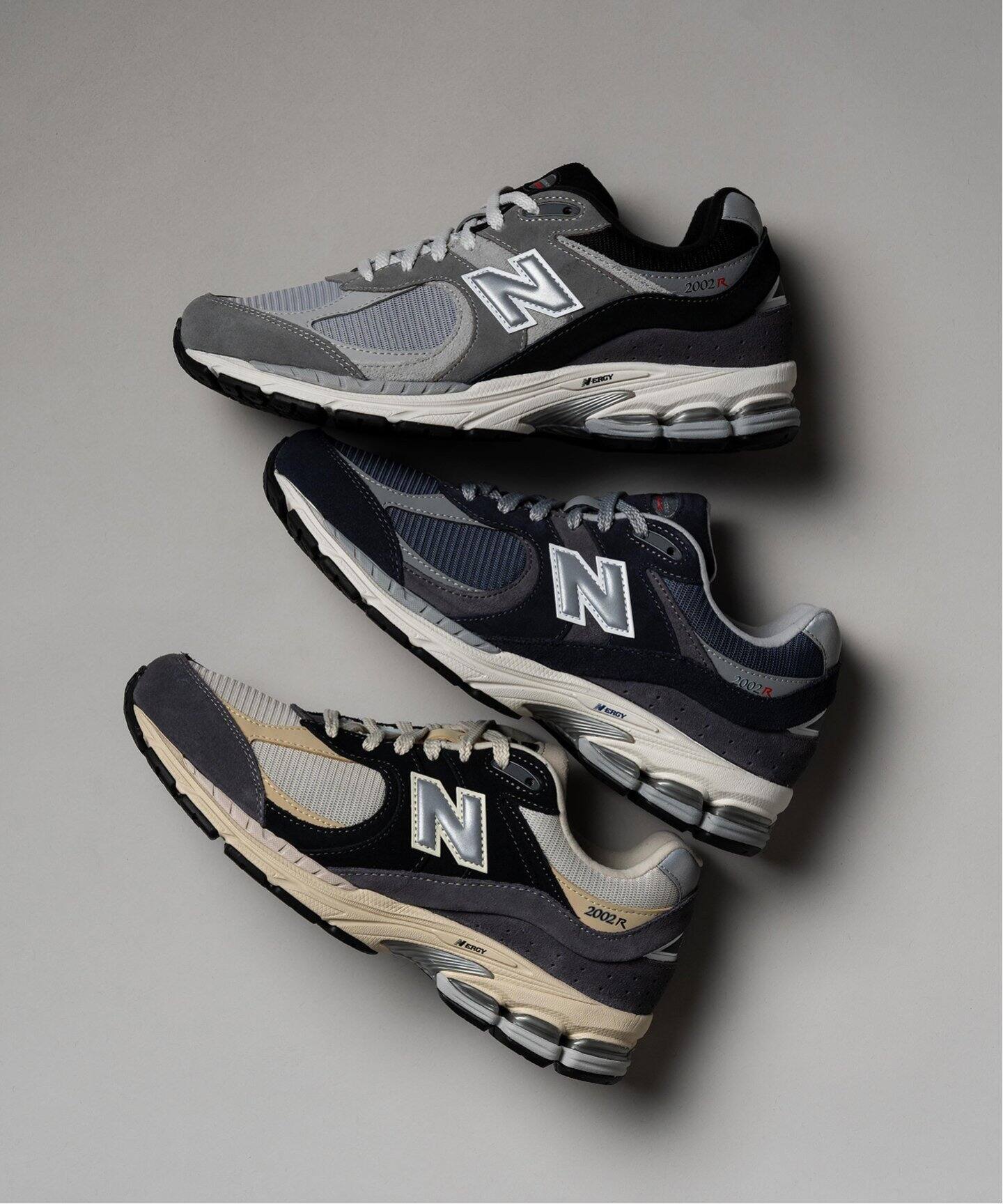 New Balance / ニューバランス】MET24限定 M2002RSH（スニーカー  