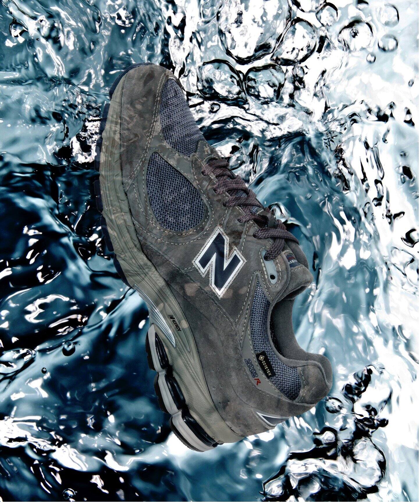 New Balance / ニューバランス】M2002RXC（スニーカー）｜EDIFICE  