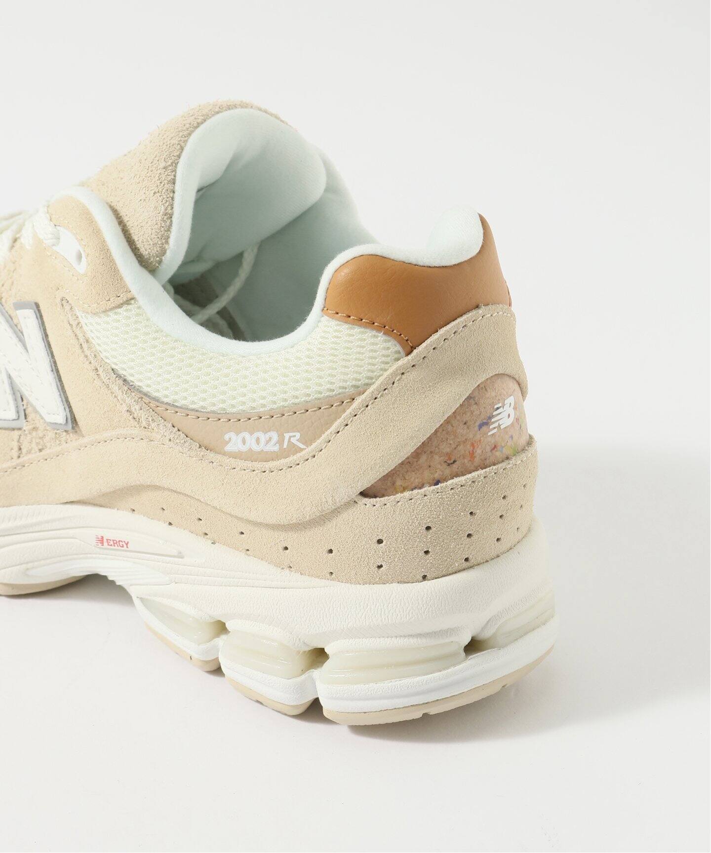 New Balance / ニューバランス】M2002RSC（スニーカー）｜EDIFICE 